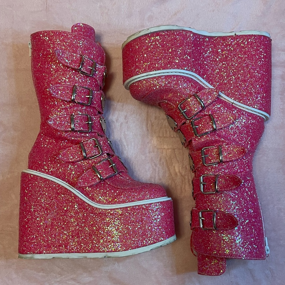 Size 8 Swing-230G Pink Glitter Platform Demonia